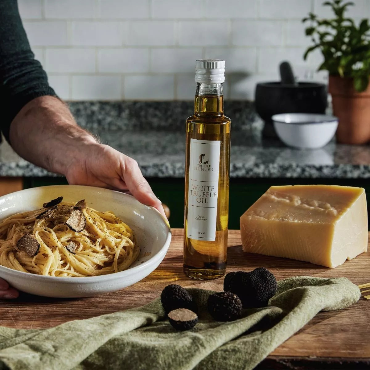 Huile de truffe blanche double (250 ml) - Assaisonnement et marinade - Huile d'olive